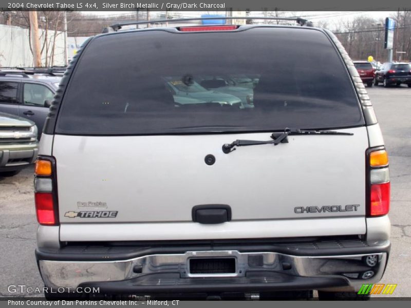 Silver Birch Metallic / Gray/Dark Charcoal 2004 Chevrolet Tahoe LS 4x4