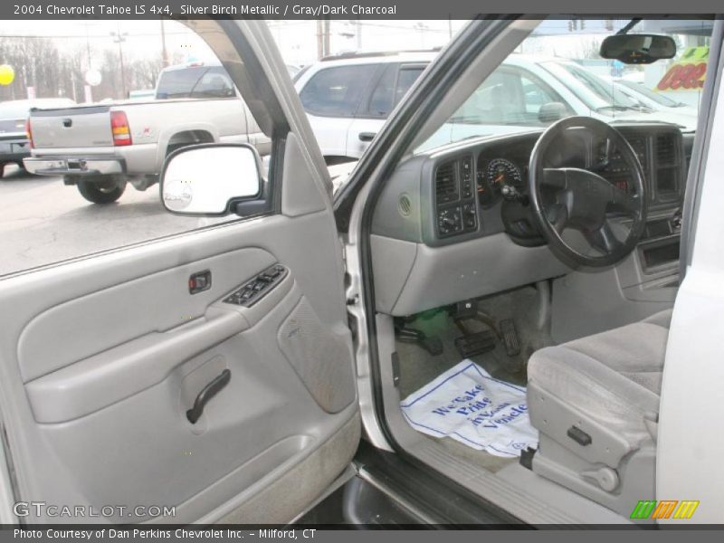 Silver Birch Metallic / Gray/Dark Charcoal 2004 Chevrolet Tahoe LS 4x4