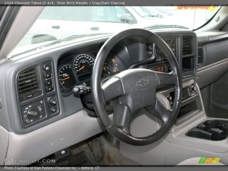 Dashboard of 2004 Tahoe LS 4x4
