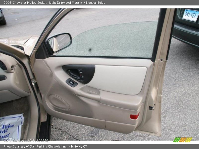 Light Driftwood Metallic / Neutral Beige 2003 Chevrolet Malibu Sedan