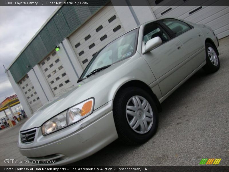 Lunar Mist Metallic / Gray 2000 Toyota Camry LE