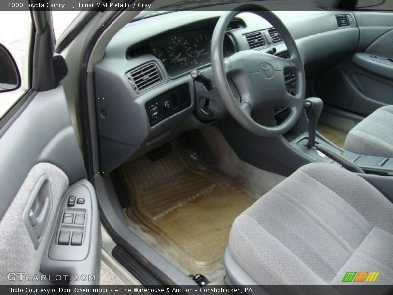 Lunar Mist Metallic / Gray 2000 Toyota Camry LE