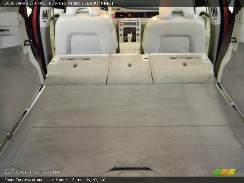  2008 XC70 AWD Trunk