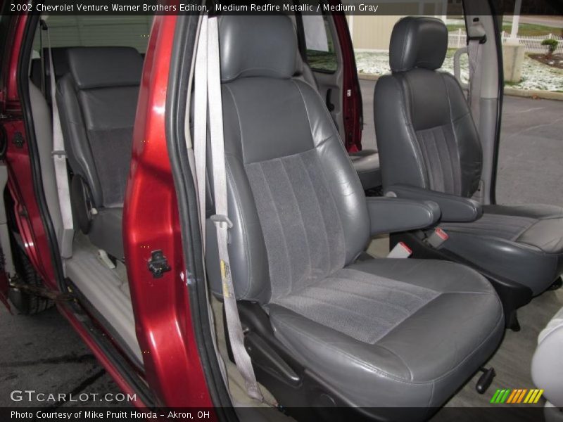  2002 Venture Warner Brothers Edition Medium Gray Interior