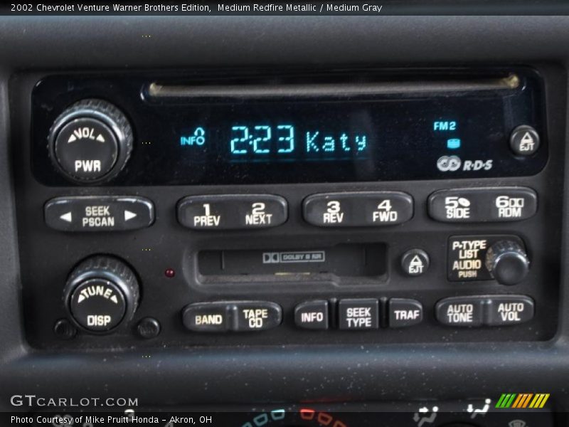 Controls of 2002 Venture Warner Brothers Edition