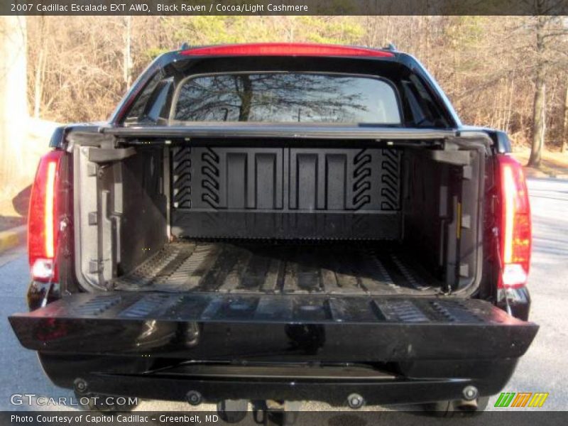 Black Raven / Cocoa/Light Cashmere 2007 Cadillac Escalade EXT AWD