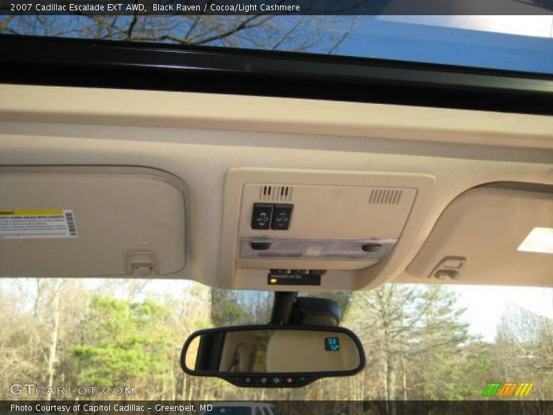 Black Raven / Cocoa/Light Cashmere 2007 Cadillac Escalade EXT AWD