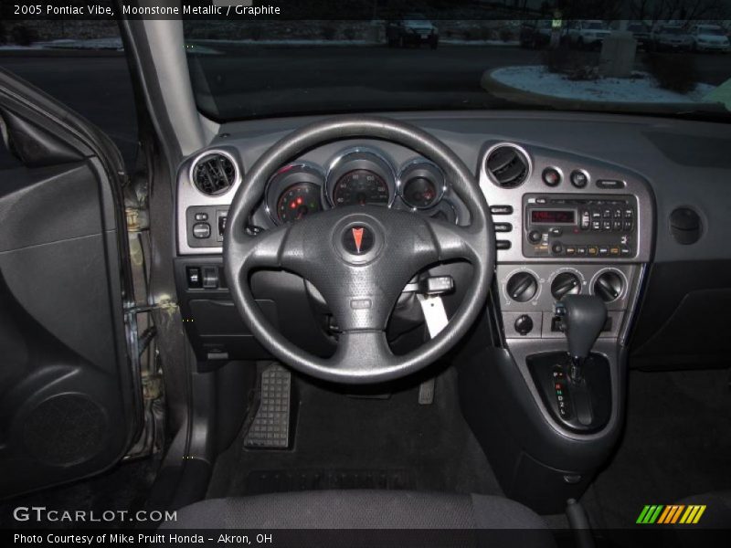 Moonstone Metallic / Graphite 2005 Pontiac Vibe