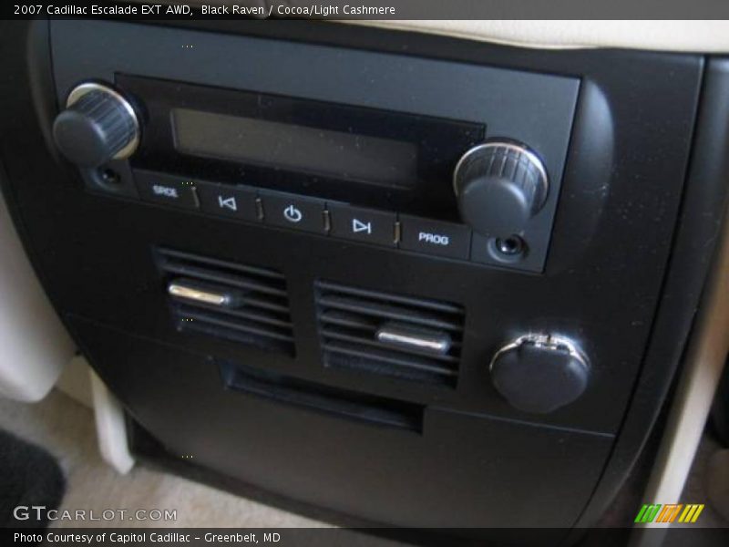 Black Raven / Cocoa/Light Cashmere 2007 Cadillac Escalade EXT AWD