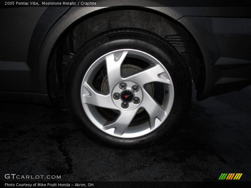 Moonstone Metallic / Graphite 2005 Pontiac Vibe