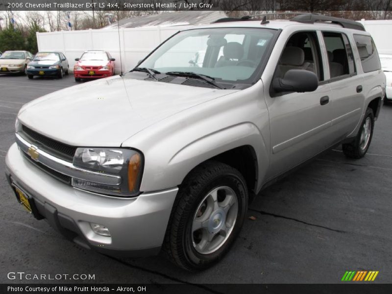 Silverstone Metallic / Light Gray 2006 Chevrolet TrailBlazer EXT LS 4x4