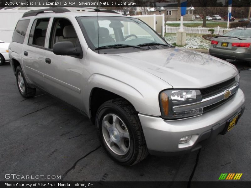 Silverstone Metallic / Light Gray 2006 Chevrolet TrailBlazer EXT LS 4x4