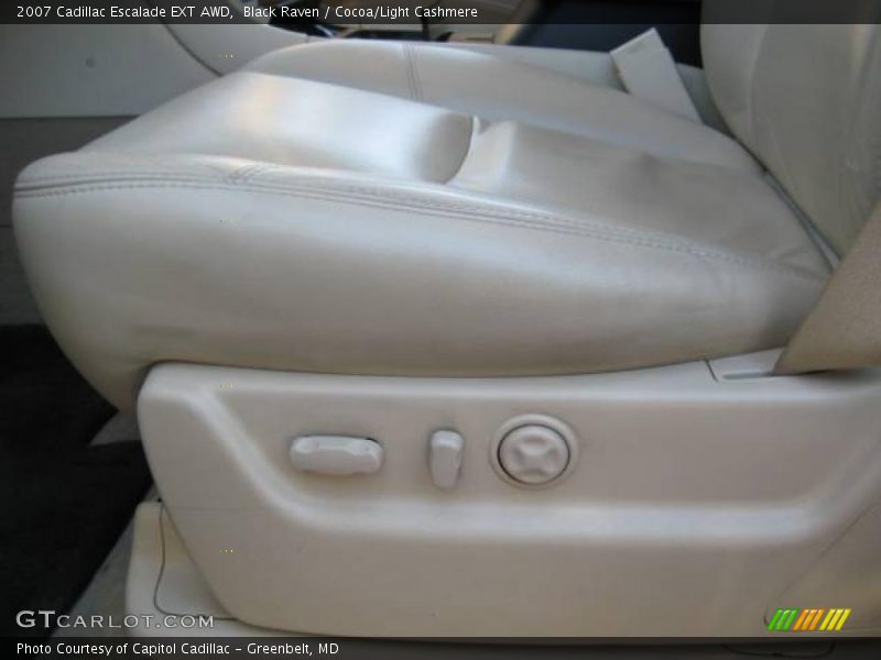 Black Raven / Cocoa/Light Cashmere 2007 Cadillac Escalade EXT AWD