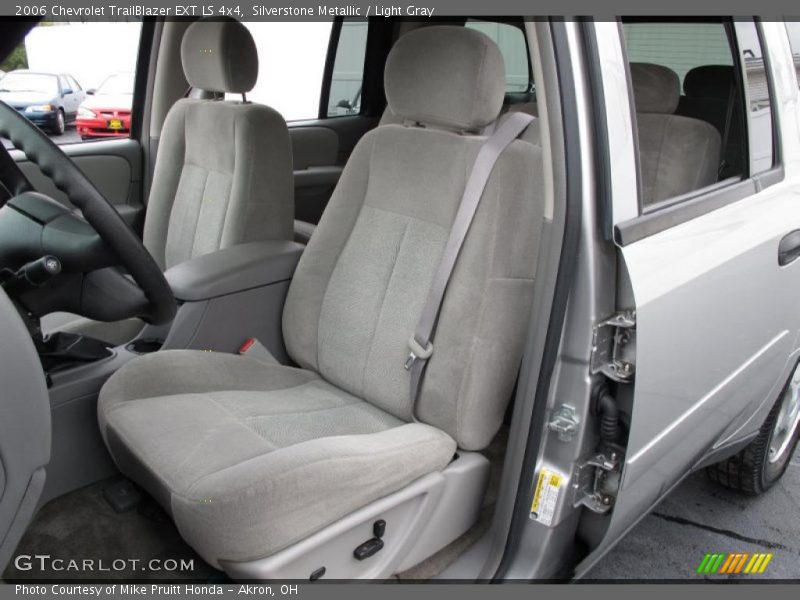 Silverstone Metallic / Light Gray 2006 Chevrolet TrailBlazer EXT LS 4x4
