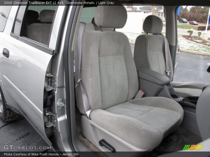 Silverstone Metallic / Light Gray 2006 Chevrolet TrailBlazer EXT LS 4x4