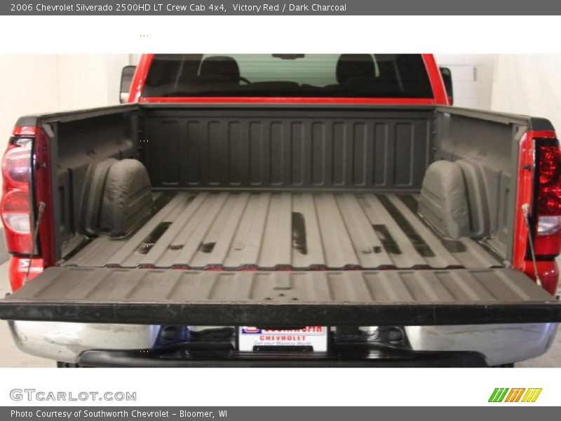 Victory Red / Dark Charcoal 2006 Chevrolet Silverado 2500HD LT Crew Cab 4x4