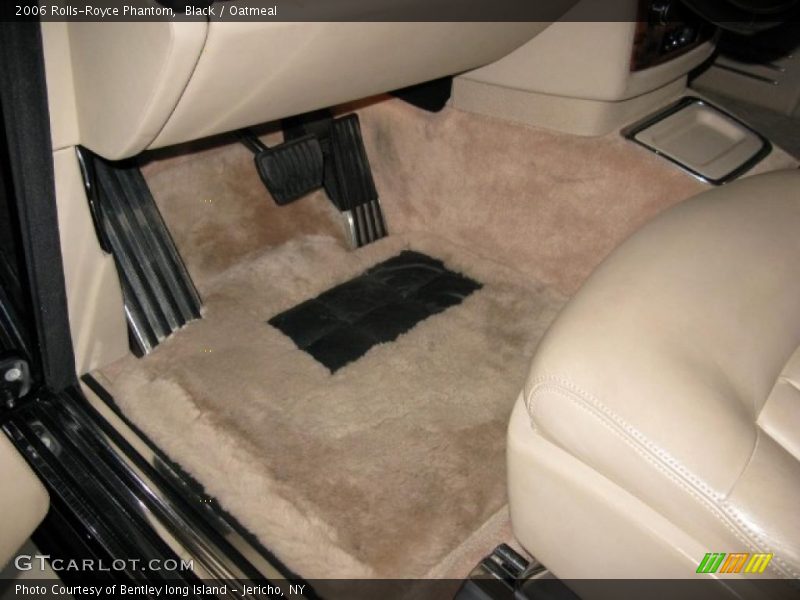 2006 Phantom  Oatmeal Interior