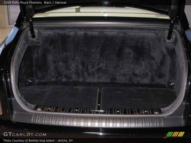  2006 Phantom  Trunk