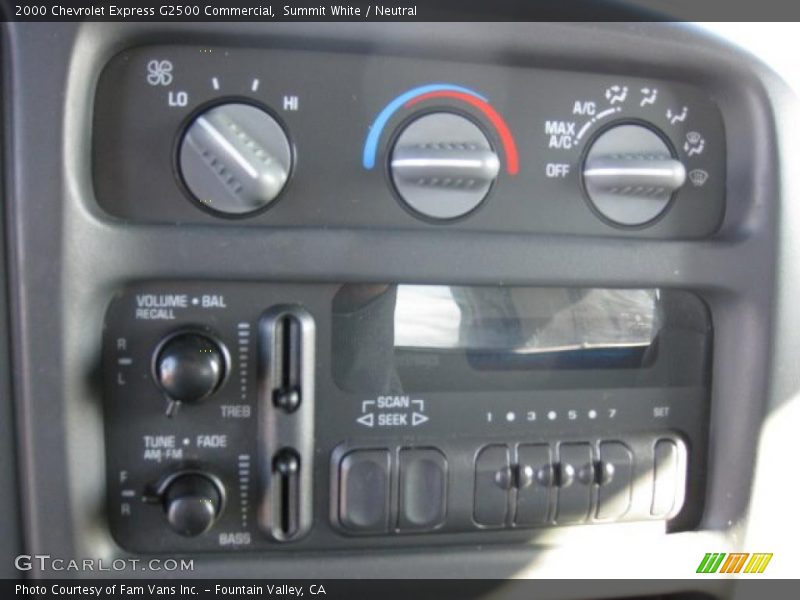 Summit White / Neutral 2000 Chevrolet Express G2500 Commercial
