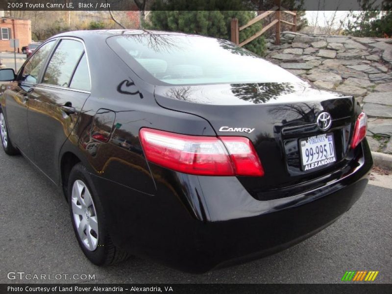 Black / Ash 2009 Toyota Camry LE