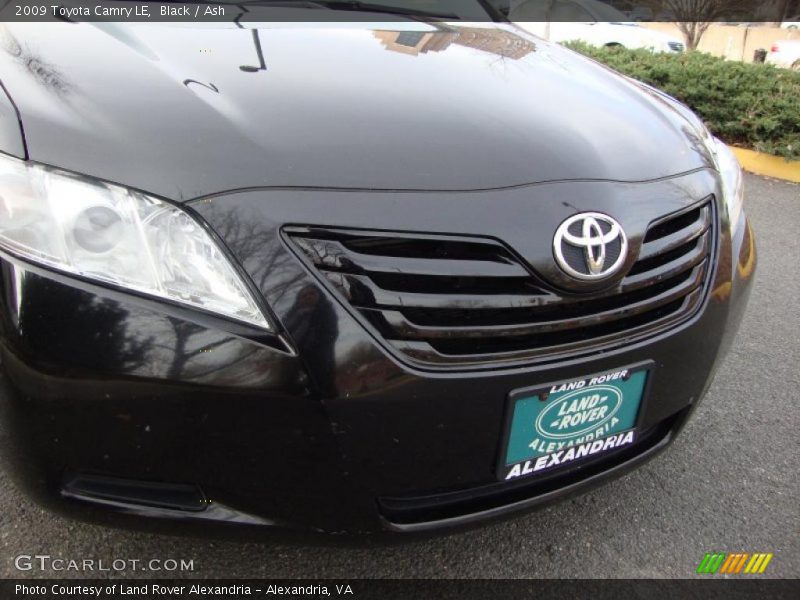 Black / Ash 2009 Toyota Camry LE