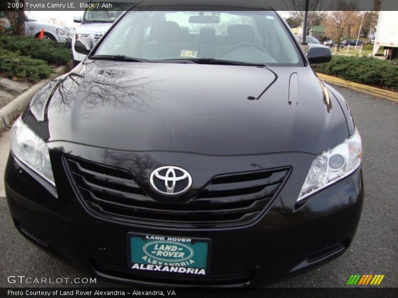 Black / Ash 2009 Toyota Camry LE