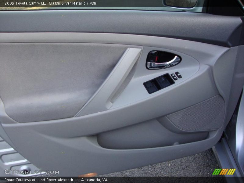Classic Silver Metallic / Ash 2009 Toyota Camry LE