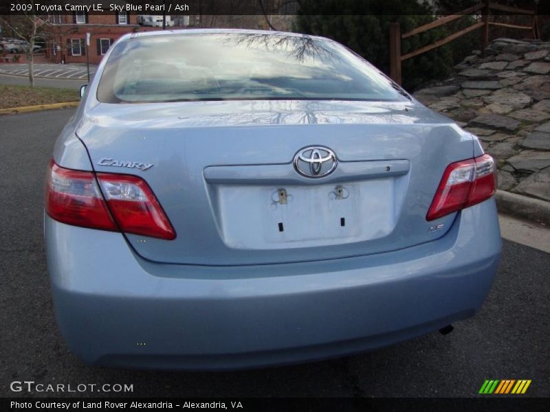 Sky Blue Pearl / Ash 2009 Toyota Camry LE