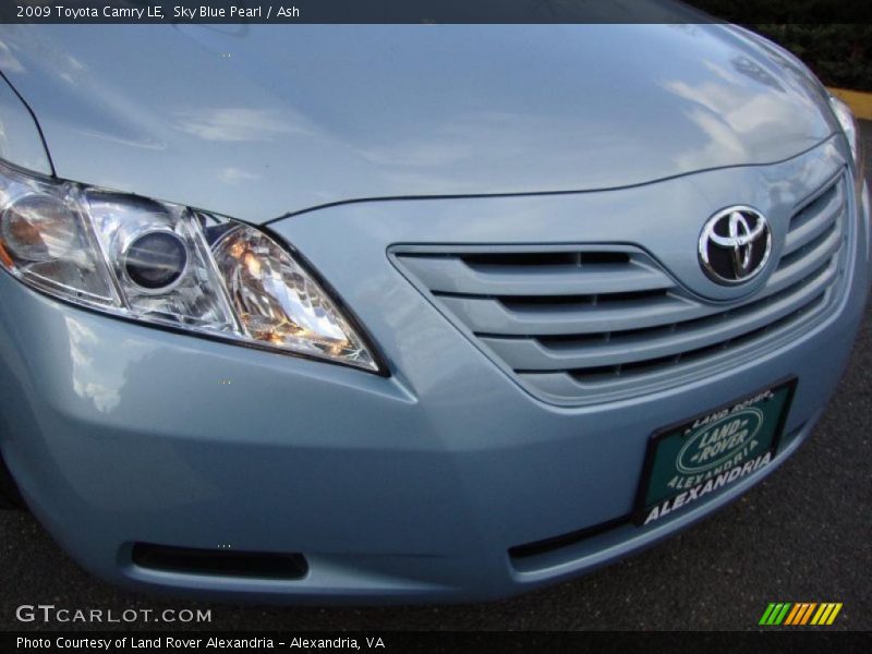 Sky Blue Pearl / Ash 2009 Toyota Camry LE