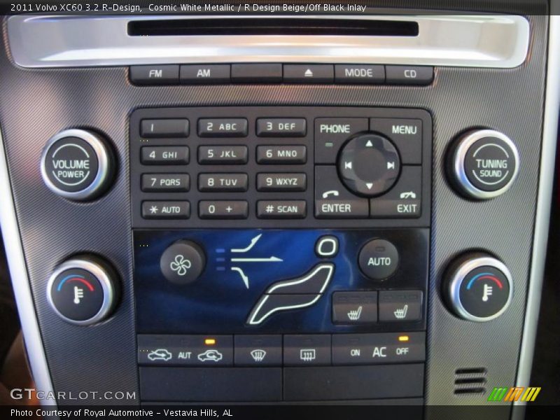Controls of 2011 XC60 3.2 R-Design