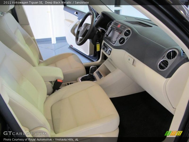  2011 Tiguan SE Sandstone Interior