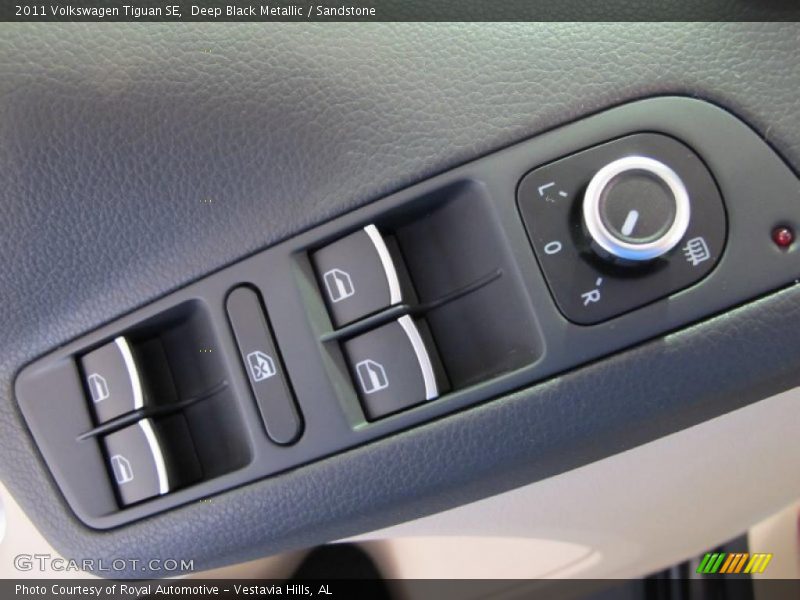  2011 Tiguan SE SE Gauges