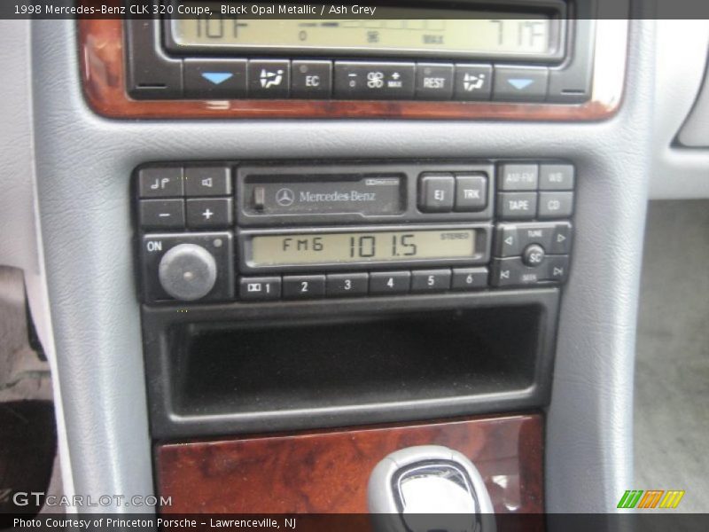 Black Opal Metallic / Ash Grey 1998 Mercedes-Benz CLK 320 Coupe