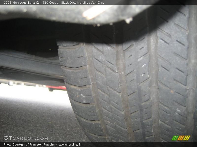 Black Opal Metallic / Ash Grey 1998 Mercedes-Benz CLK 320 Coupe