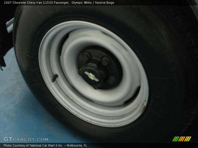 Olympic White / Neutral Beige 1997 Chevrolet Chevy Van G1500 Passenger