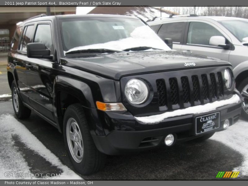 Blackberry Pearl / Dark Slate Gray 2011 Jeep Patriot Sport 4x4