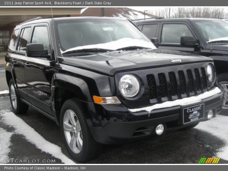 Blackberry Pearl / Dark Slate Gray 2011 Jeep Patriot Sport 4x4