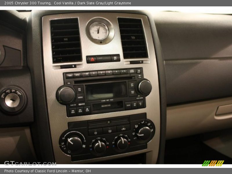 Cool Vanilla / Dark Slate Gray/Light Graystone 2005 Chrysler 300 Touring