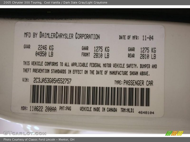 Cool Vanilla / Dark Slate Gray/Light Graystone 2005 Chrysler 300 Touring