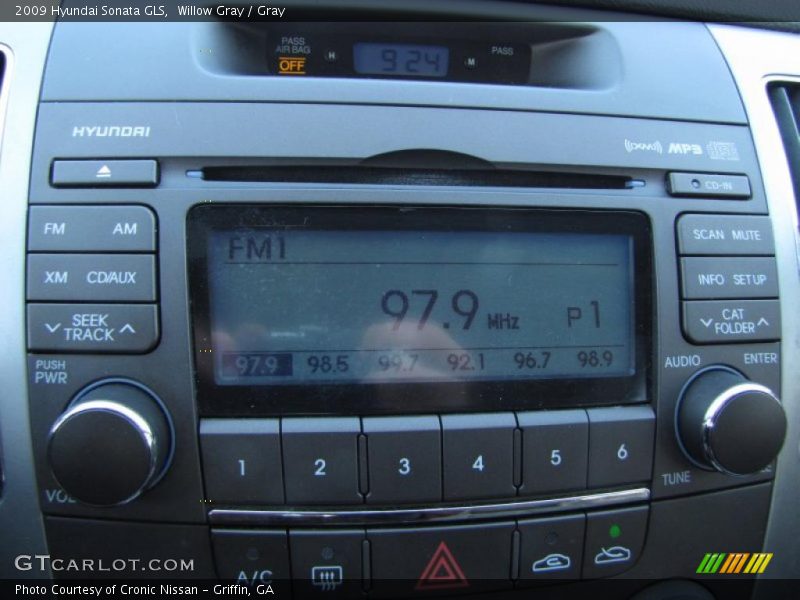 Willow Gray / Gray 2009 Hyundai Sonata GLS