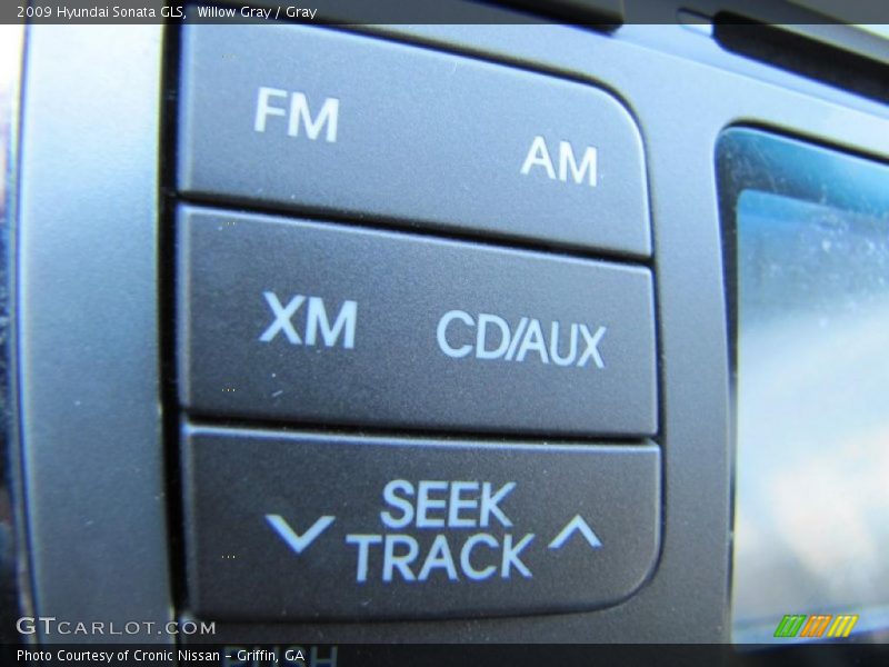 Willow Gray / Gray 2009 Hyundai Sonata GLS