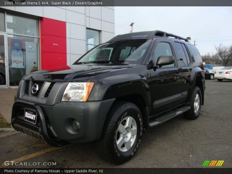 Super Black / Desert/Graphite 2005 Nissan Xterra S 4x4