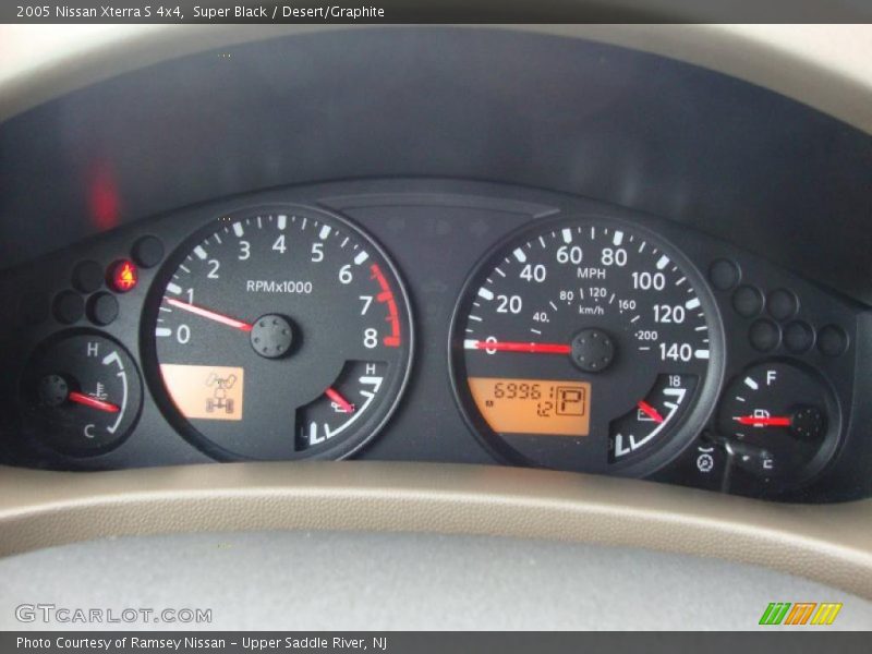 Super Black / Desert/Graphite 2005 Nissan Xterra S 4x4