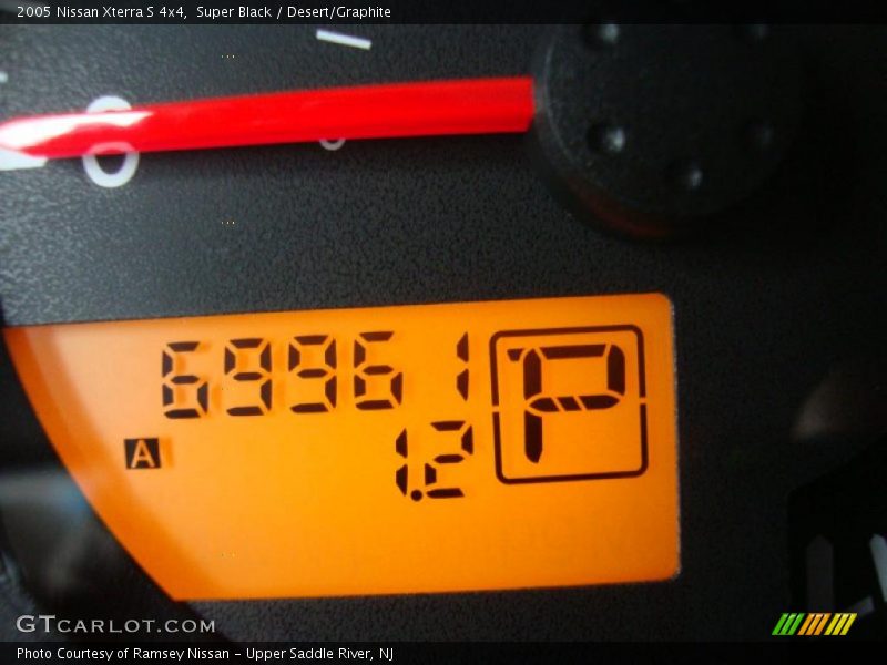 Super Black / Desert/Graphite 2005 Nissan Xterra S 4x4