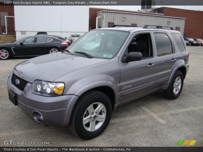 Front 3/4 View of 2007 Escape Hybrid 4WD