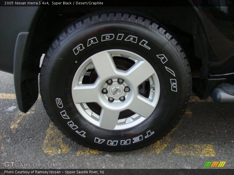 Super Black / Desert/Graphite 2005 Nissan Xterra S 4x4