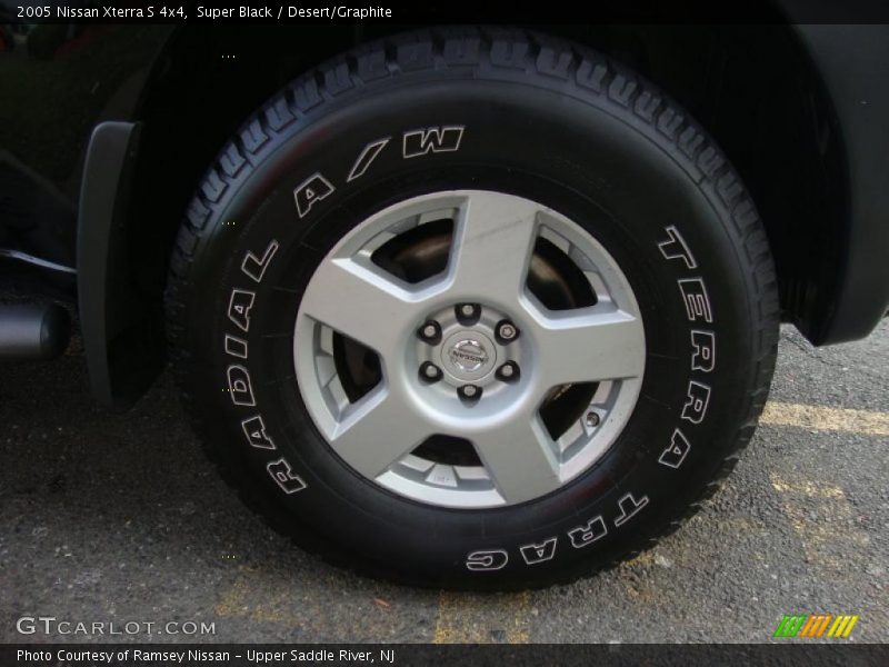 Super Black / Desert/Graphite 2005 Nissan Xterra S 4x4