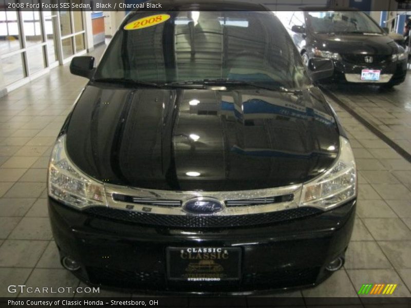 Black / Charcoal Black 2008 Ford Focus SES Sedan