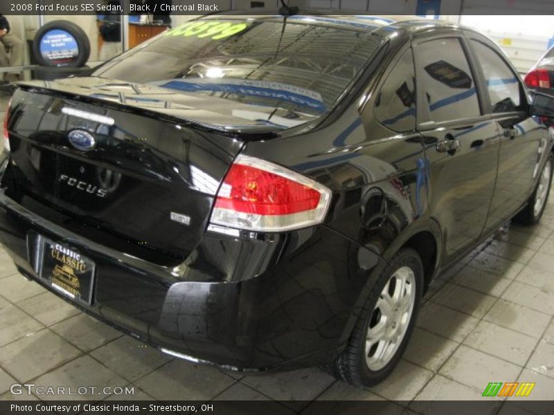 Black / Charcoal Black 2008 Ford Focus SES Sedan