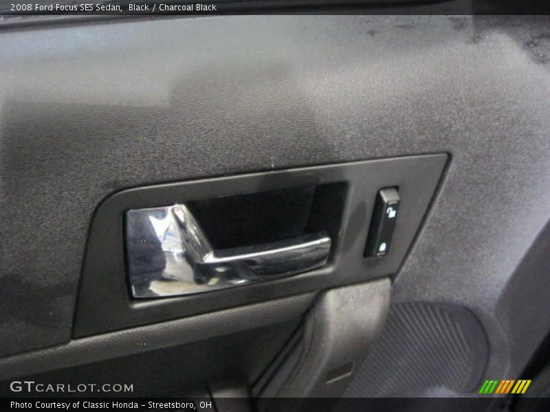 Black / Charcoal Black 2008 Ford Focus SES Sedan